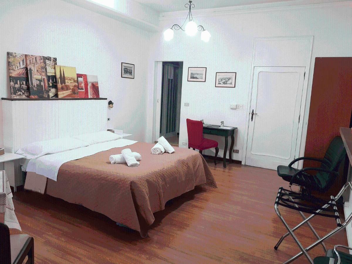 Rooms2Rent Reggio Calabria Exterior photo