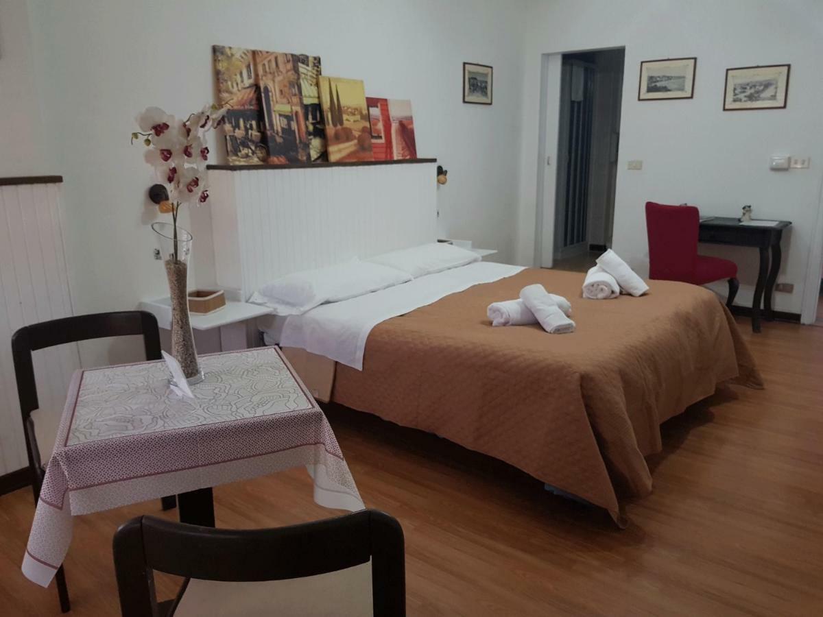 Rooms2Rent Reggio Calabria Exterior photo